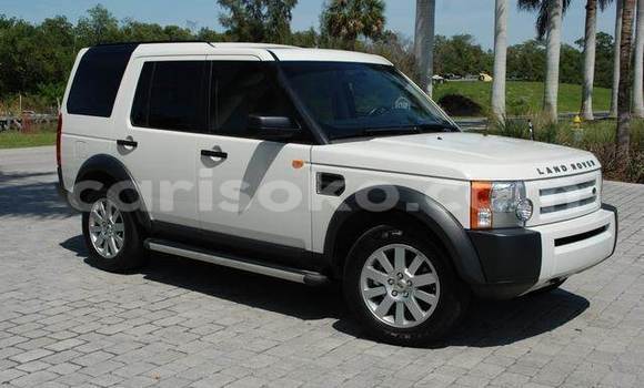 Buy Used Land Rover Range Rover White Car in Gasarenda in Rwanda Buy Used Land Rover Range Rover White Car in Gasarenda in Rwanda