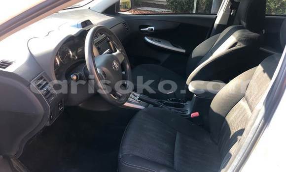 Sayi Na hannu Toyota Corolla Blanc Mota in Kigali a Rwanda Sayi Na hannu Toyota Corolla Blanc Mota in Kigali a Rwanda