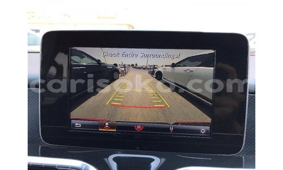 Acheter Import Voiture Mercedes-Benz 250 Rouge à Import - Dubai, Rwanda Acheter Import Voiture Mercedes-Benz 250 Rouge à Import - Dubai, Rwanda