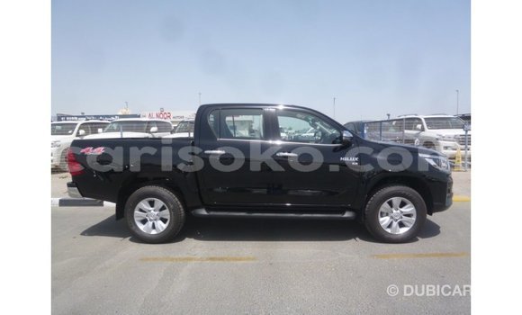 Acheter Import Voiture Toyota Hilux Noir à Import - Dubai, Rwanda Acheter Import Voiture Toyota Hilux Noir à Import - Dubai, Rwanda