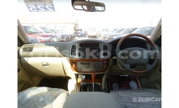 اشتري Imported Toyota Land Cruiser Blanc سيارة في Import - Dubai في Rwanda اشتري Imported Toyota Land Cruiser Blanc سيارة في Import - Dubai في Rwanda