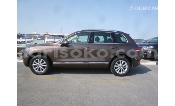 Acheter Import Voiture Volkswagen Touareg Marron à Import - Dubai, Rwanda Acheter Import Voiture Volkswagen Touareg Marron à Import - Dubai, Rwanda
