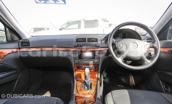 Acheter Import Voiture Mercedes-Benz 200 Autre à Import - Dubai, Rwanda Acheter Import Voiture Mercedes-Benz 200 Autre à Import - Dubai, Rwanda