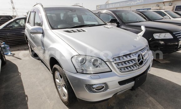 اشتري Imported Mercedes-Benz 190 Autre سيارة في Import - Dubai في Rwanda اشتري Imported Mercedes-Benz 190 Autre سيارة في Import - Dubai في Rwanda
