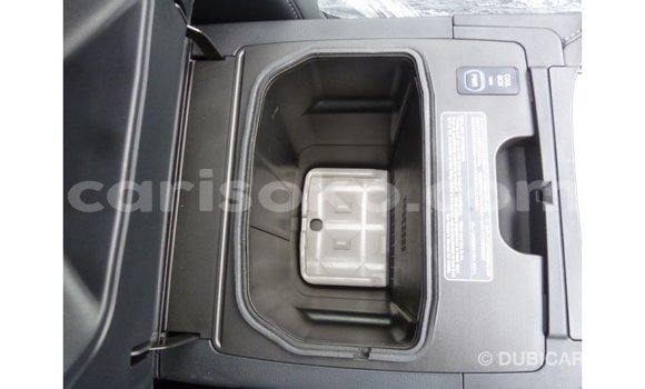 Acheter Import Voiture Lexus LX Blanc à Import - Dubai, Rwanda Acheter Import Voiture Lexus LX Blanc à Import - Dubai, Rwanda