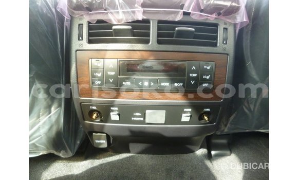Acheter Import Voiture Toyota Land Cruiser Autre à Import - Dubai, Rwanda Acheter Import Voiture Toyota Land Cruiser Autre à Import - Dubai, Rwanda