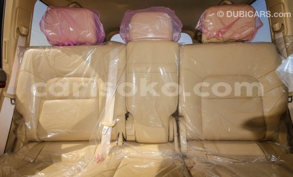 Acheter Import Voiture Toyota Land Cruiser Noir à Import - Dubai, Rwanda Acheter Import Voiture Toyota Land Cruiser Noir à Import - Dubai, Rwanda