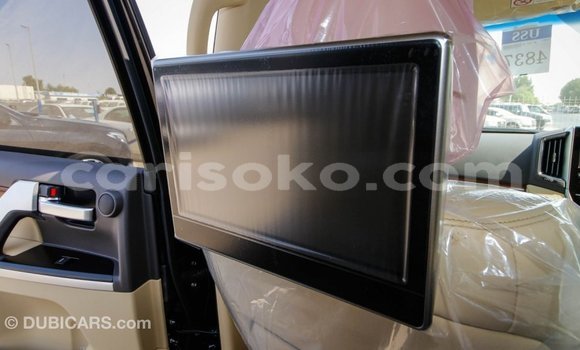 Acheter Import Voiture Toyota Land Cruiser Noir à Import - Dubai, Rwanda Acheter Import Voiture Toyota Land Cruiser Noir à Import - Dubai, Rwanda