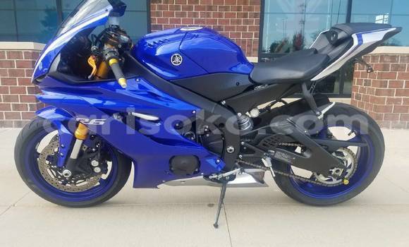 اشتري جديد Yamaha R1 Noir دراجة نارية في Kigali في Rwanda اشتري جديد Yamaha R1 Noir دراجة نارية في Kigali في Rwanda