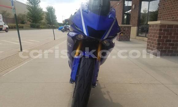 اشتري جديد Yamaha R1 Noir دراجة نارية في Kigali في Rwanda اشتري جديد Yamaha R1 Noir دراجة نارية في Kigali في Rwanda