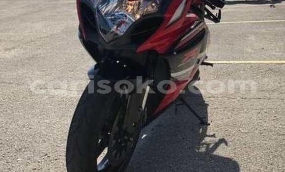 اشتري جديد Suzuki HAYABUSA Blanc دراجة نارية في Kigali في Rwanda اشتري جديد Suzuki HAYABUSA Blanc دراجة نارية في Kigali في Rwanda