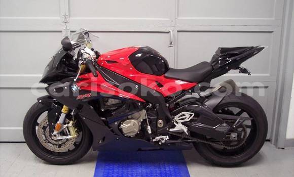 اشتري جديد BMW S 1000 Rouge دراجة نارية في Kigali في Rwanda اشتري جديد BMW S 1000 Rouge دراجة نارية في Kigali في Rwanda