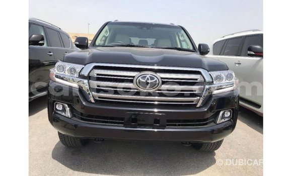 Acheter Import Voiture Toyota Land Cruiser Noir à Import - Dubai, Rwanda Acheter Import Voiture Toyota Land Cruiser Noir à Import - Dubai, Rwanda