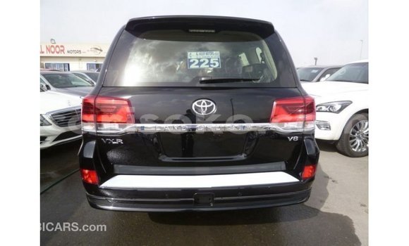 Acheter Import Voiture Toyota Land Cruiser Noir à Import - Dubai, Rwanda Acheter Import Voiture Toyota Land Cruiser Noir à Import - Dubai, Rwanda