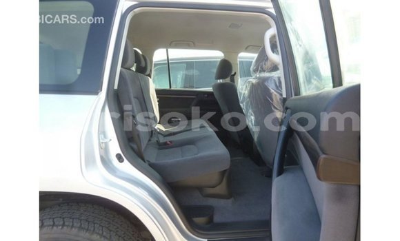 Buy Import Toyota Land Cruiser Other Car in Import - Dubai in Rwanda Buy Import Toyota Land Cruiser Other Car in Import - Dubai in Rwanda