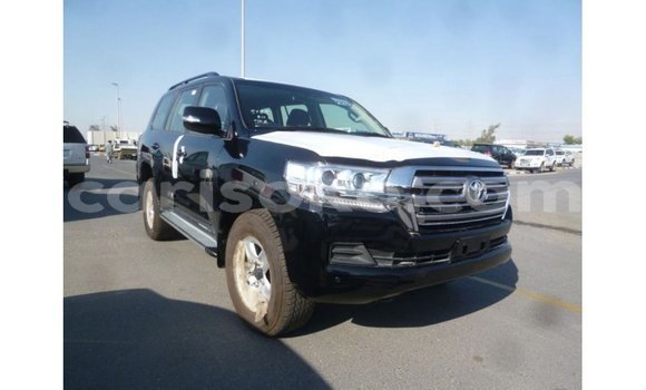 Acheter Import Voiture Toyota Land Cruiser Noir à Import - Dubai, Rwanda Acheter Import Voiture Toyota Land Cruiser Noir à Import - Dubai, Rwanda