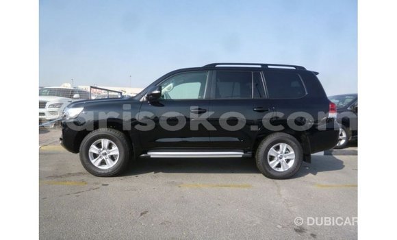 Acheter Import Voiture Toyota Land Cruiser Noir à Import - Dubai, Rwanda Acheter Import Voiture Toyota Land Cruiser Noir à Import - Dubai, Rwanda