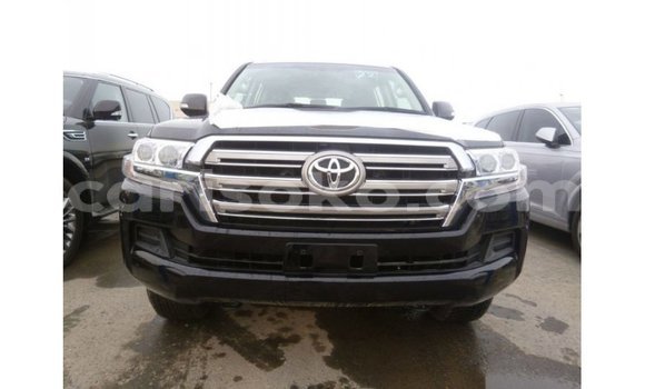 Acheter Import Voiture Toyota Land Cruiser Noir à Import - Dubai, Rwanda Acheter Import Voiture Toyota Land Cruiser Noir à Import - Dubai, Rwanda