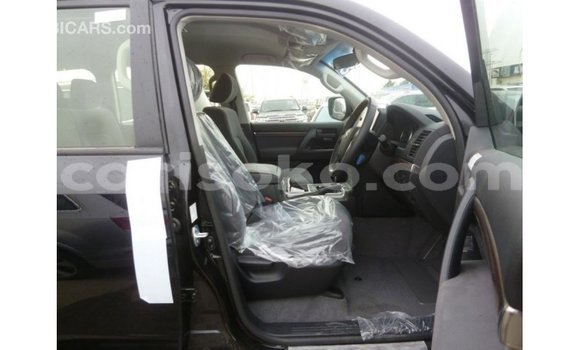 Acheter Import Voiture Toyota Land Cruiser Noir à Import - Dubai, Rwanda Acheter Import Voiture Toyota Land Cruiser Noir à Import - Dubai, Rwanda