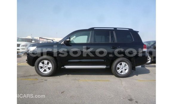Acheter Import Voiture Toyota Land Cruiser Noir à Import - Dubai, Rwanda Acheter Import Voiture Toyota Land Cruiser Noir à Import - Dubai, Rwanda