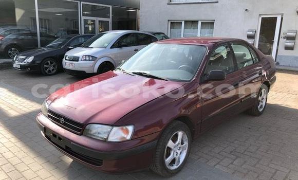 Acheter Occasion Voiture Toyota Carina Rouge à Kigali au Rwanda Acheter Occasion Voiture Toyota Carina Rouge à Kigali au Rwanda