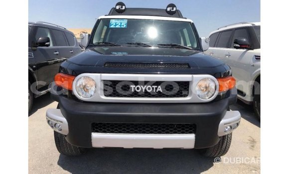 Acheter Import Voiture Toyota FJ Cruiser Noir à Import - Dubai, Rwanda Acheter Import Voiture Toyota FJ Cruiser Noir à Import - Dubai, Rwanda
