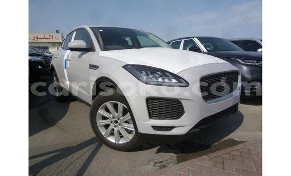 Acheter Import Voiture Jaguar E-Pace Blanc à Import - Dubai, Rwanda