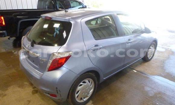 Acheter Occasion Voiture Toyota Yaris Bleu à Kigali, Rwanda Acheter Occasion Voiture Toyota Yaris Bleu à Kigali, Rwanda