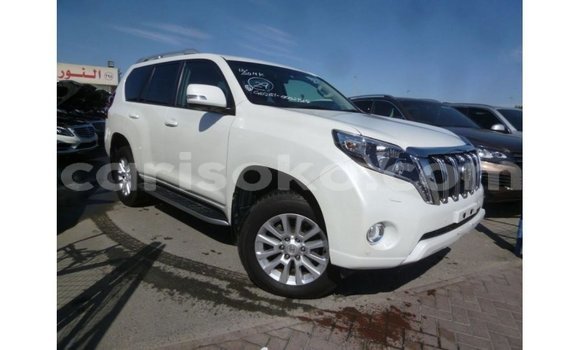 Acheter Import Voiture Toyota Prado Blanc à Import - Dubai, Rwanda Acheter Import Voiture Toyota Prado Blanc à Import - Dubai, Rwanda
