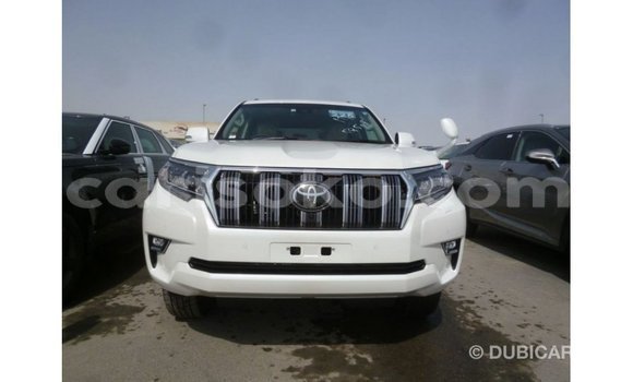 Acheter Import Voiture Toyota Prado Blanc à Import - Dubai, Rwanda Acheter Import Voiture Toyota Prado Blanc à Import - Dubai, Rwanda