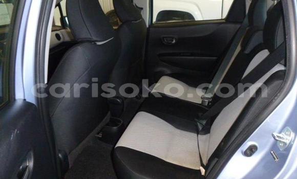 Acheter Occasion Voiture Toyota Yaris Bleu à Kigali, Rwanda Acheter Occasion Voiture Toyota Yaris Bleu à Kigali, Rwanda