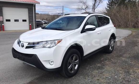 Acheter Occasion Voiture Toyota RAV4 Marron à Kigali, Rwanda Acheter Occasion Voiture Toyota RAV4 Marron à Kigali, Rwanda