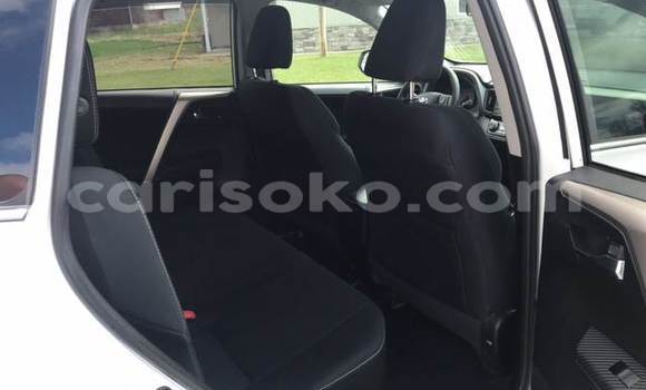 Acheter Occasion Voiture Toyota RAV4 Marron à Kigali, Rwanda Acheter Occasion Voiture Toyota RAV4 Marron à Kigali, Rwanda