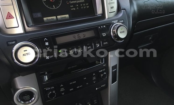 Acheter Occasion Voiture Toyota Land Cruiser Noir à Kigali, Rwanda Acheter Occasion Voiture Toyota Land Cruiser Noir à Kigali, Rwanda