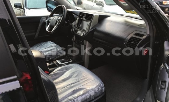 Acheter Occasion Voiture Toyota Land Cruiser Noir à Kigali, Rwanda Acheter Occasion Voiture Toyota Land Cruiser Noir à Kigali, Rwanda