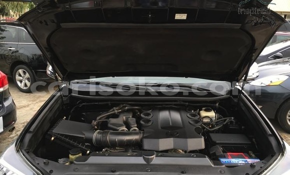 Acheter Occasion Voiture Toyota Land Cruiser Noir à Kigali, Rwanda Acheter Occasion Voiture Toyota Land Cruiser Noir à Kigali, Rwanda