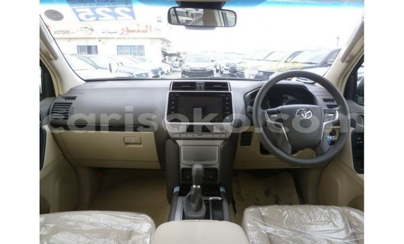 Acheter Import Voiture Toyota Prado Blanc à Import - Dubai, Rwanda Acheter Import Voiture Toyota Prado Blanc à Import - Dubai, Rwanda