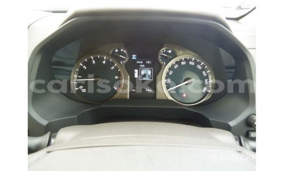 Acheter Import Voiture Toyota Prado Blanc à Import - Dubai, Rwanda Acheter Import Voiture Toyota Prado Blanc à Import - Dubai, Rwanda