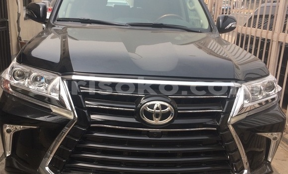 Acheter Occasion Voiture Toyota Land Cruiser Noir à Kigali, Rwanda Acheter Occasion Voiture Toyota Land Cruiser Noir à Kigali, Rwanda