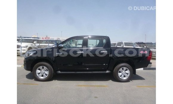 Acheter Import Voiture Toyota Hilux Noir à Import - Dubai, Rwanda Acheter Import Voiture Toyota Hilux Noir à Import - Dubai, Rwanda