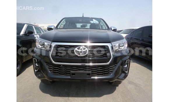 Acheter Import Voiture Toyota Hilux Noir à Import - Dubai, Rwanda Acheter Import Voiture Toyota Hilux Noir à Import - Dubai, Rwanda