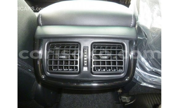 Acheter Import Voiture Toyota Hilux Blanc à Import - Dubai, Rwanda Acheter Import Voiture Toyota Hilux Blanc à Import - Dubai, Rwanda