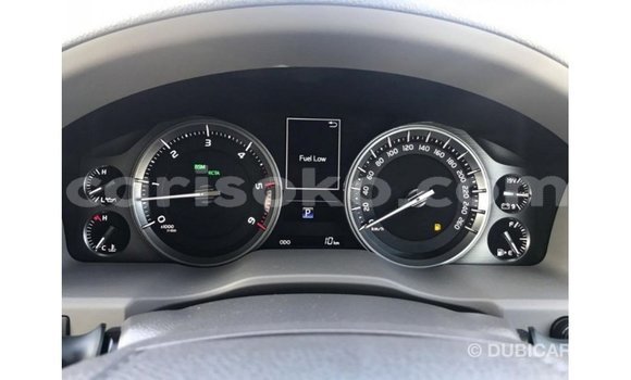 Acheter Import Voiture Toyota Land Cruiser Noir à Import - Dubai, Rwanda Acheter Import Voiture Toyota Land Cruiser Noir à Import - Dubai, Rwanda