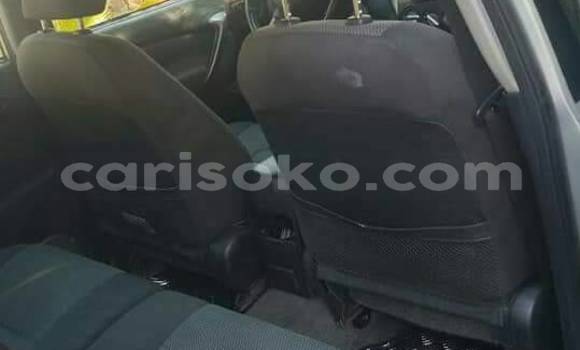 Acheter Occasion Voiture Toyota RAV4 Gris à Kigali, Rwanda Acheter Occasion Voiture Toyota RAV4 Gris à Kigali, Rwanda