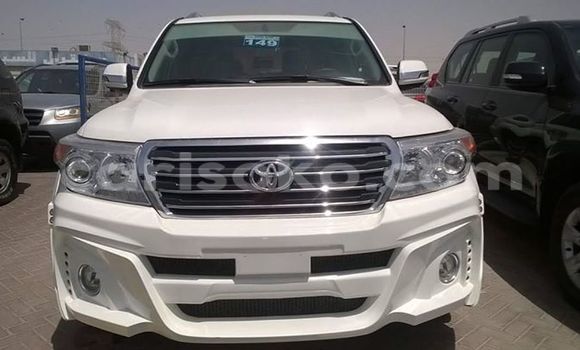 Acheter Occasion Voiture Toyota Venza Blanc à Gicumbi, Rwanda Acheter Occasion Voiture Toyota Venza Blanc à Gicumbi, Rwanda