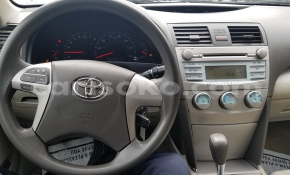 Sayi Na hannu Toyota Camry Bleu Mota in Gasarenda a Rwanda Sayi Na hannu Toyota Camry Bleu Mota in Gasarenda a Rwanda