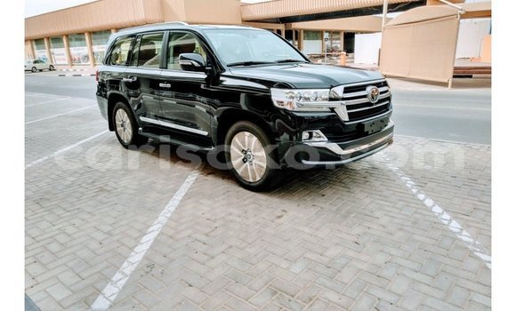 Buy Import Toyota Land Cruiser Black Car in Import - Dubai in Rwanda Buy Import Toyota Land Cruiser Black Car in Import - Dubai in Rwanda