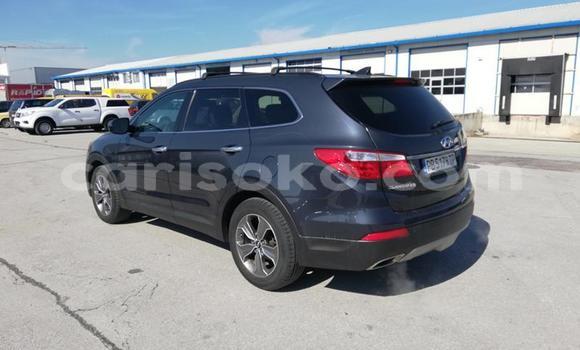 Buy Import Hyundai Santa Fe Other Car in Kigali in Rwanda Buy Import Hyundai Santa Fe Other Car in Kigali in Rwanda