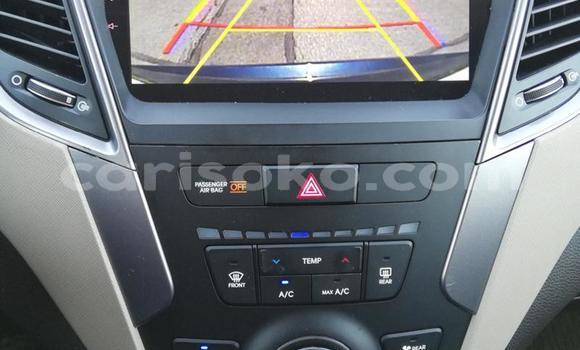 Buy Import Hyundai Santa Fe Other Car in Kigali in Rwanda Buy Import Hyundai Santa Fe Other Car in Kigali in Rwanda