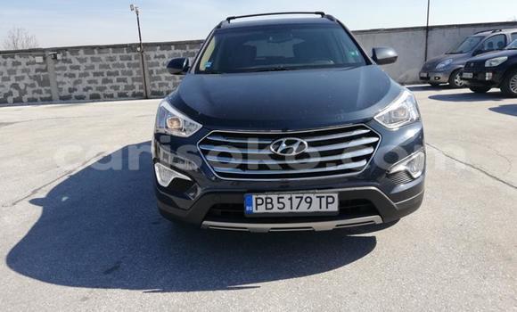 Buy Import Hyundai Santa Fe Other Car in Kigali in Rwanda Buy Import Hyundai Santa Fe Other Car in Kigali in Rwanda